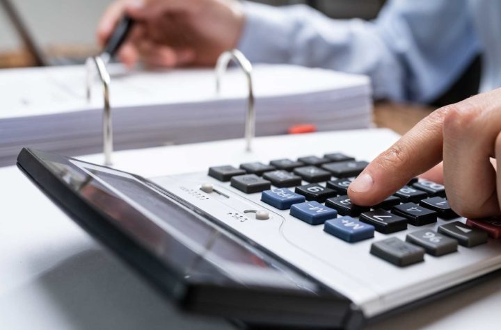 how 1256l tax code affect income